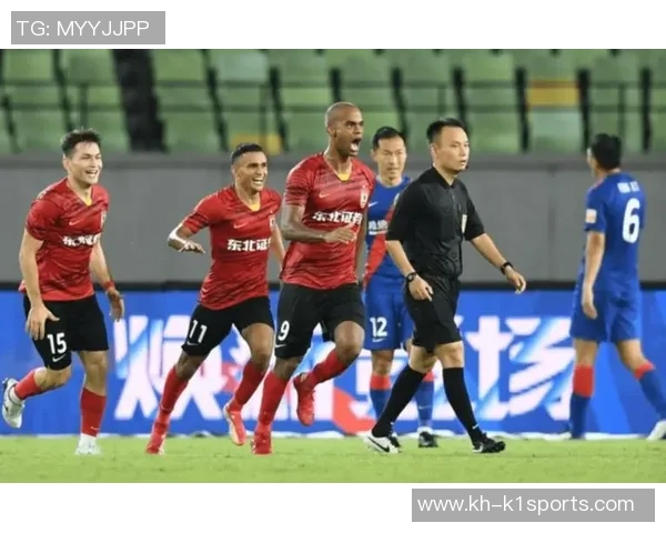 成都攀岩队在运动极限运动嘉年华中以68分领跑积分榜展现强大实力 成都攀岩队在运动极限运动嘉年华中以68分领跑积分榜展现强大实力